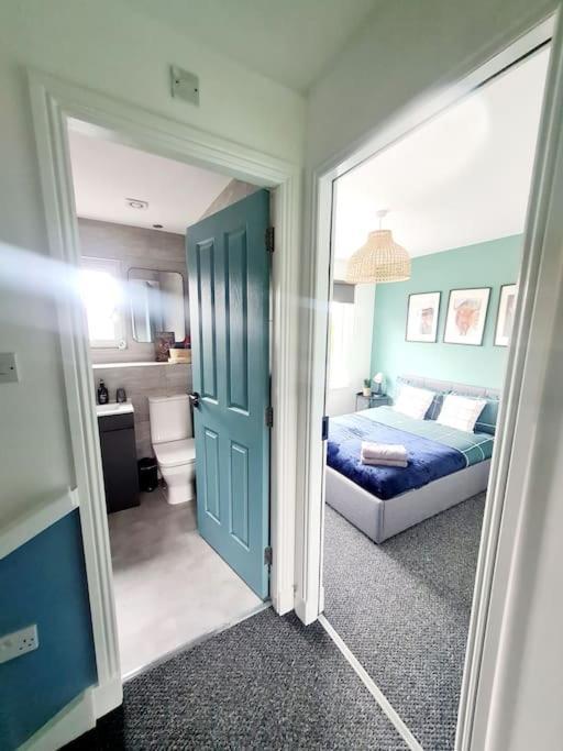 Spacious 5Bed House, Free Parking, No Party ! 格拉斯哥 外观 照片